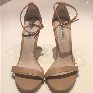 Steve Madden “Stecy” nude leather sandal heels